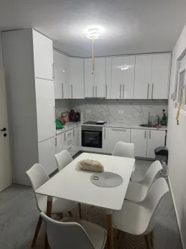 Izdavanje, kuća, 170m², Zaljevo, Bar - image 7
