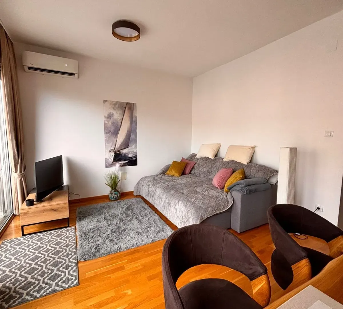 Prodaja, dvosoban stan, 73m², Bečići, Budva