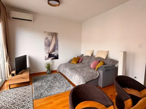 Sale, two bedroom apartment, 73m², Bečići, Budva - image 12