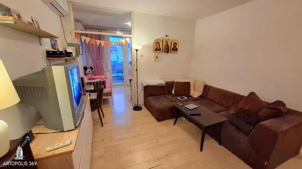 Prodaja, dvosoban stan, 54m², Zemun Sve Podlokacije, Beograd