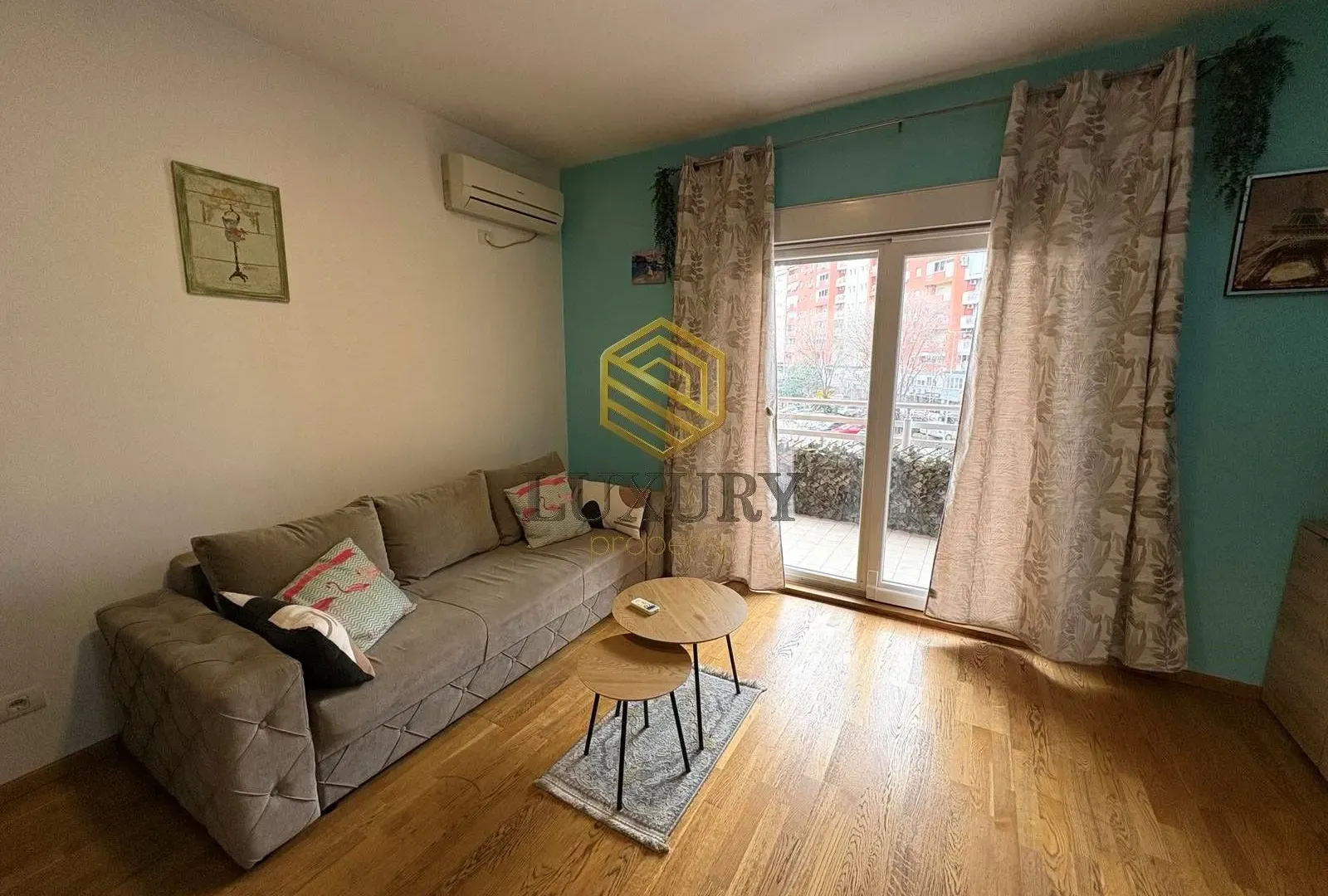 Izdavanje, jednosoban stan, 30m², City Kvart, Podgorica