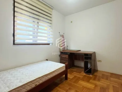 Izdavanje, dvosoban stan, 55m², Stari Aerodrom, Podgorica - image 12