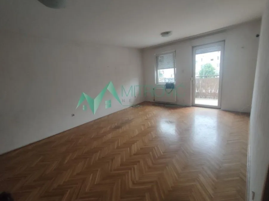 Prodaja, dvosoban stan, 62m², Banatić, Novi Sad Sve Podlokacije