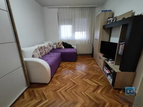 Sale, two bedroom apartment, 68m², Pivara, Jagodina