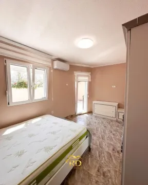 Rent, three bedroom apartment, 125m², Momišići, Podgorica - image 5