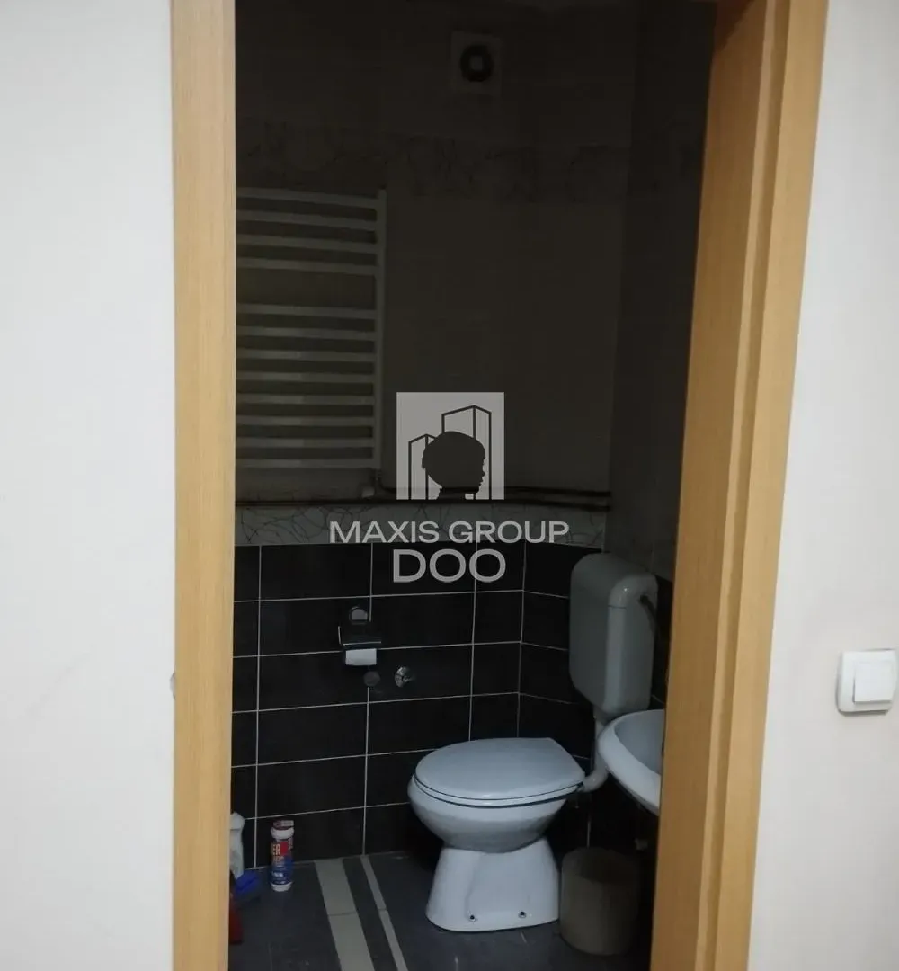 Prodaja, poslovni prostor, 26m², Centar, Kragujevac
