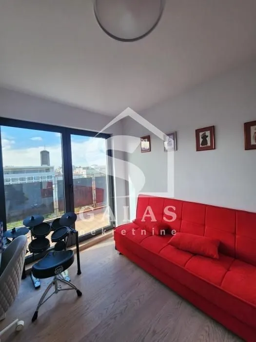 Sale, three bedroom apartment, 105m², Slavija, Vračar Sve Podlokacije