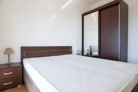 Rent, one bedroom apartment, 52m², Bečići, Budva - image 5