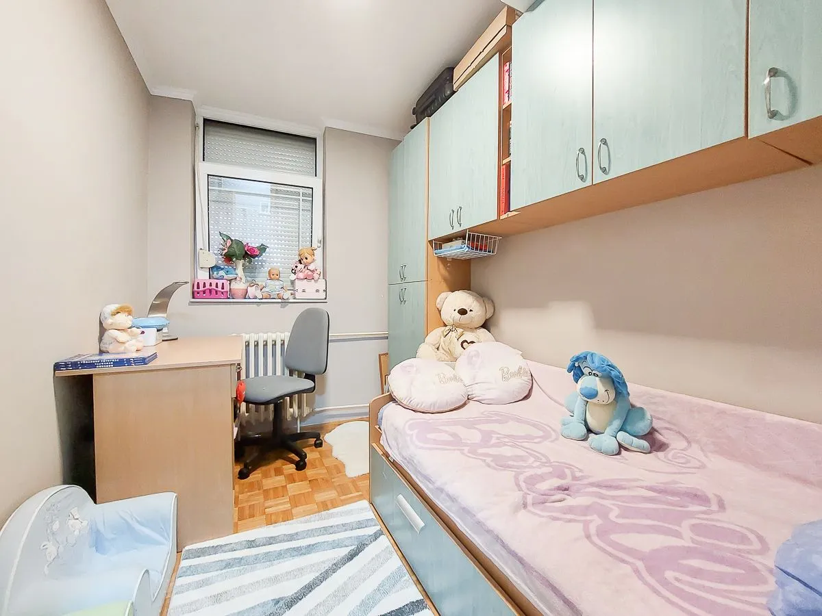 Prodaja, dvosoban stan, 69m², Babušnica, Srbija