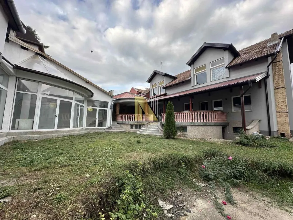 Prodaja, kuća, 809m², Sombor, Srbija