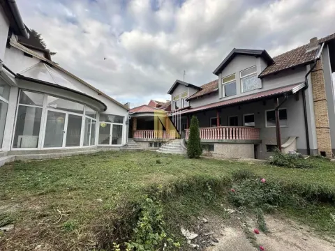 Sale, house, 809m², Sombor, Srbija - image 4