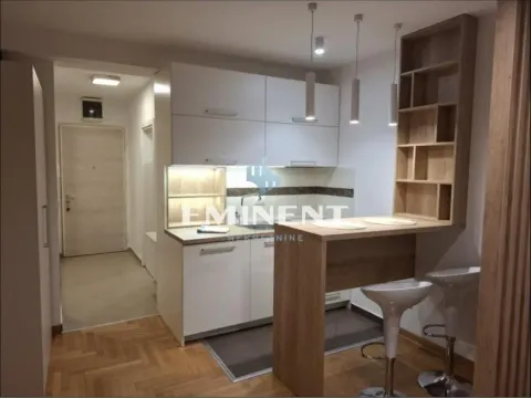 Izdavanje, jednosoban stan, 32m², Stari Grad, Beograd - image 6