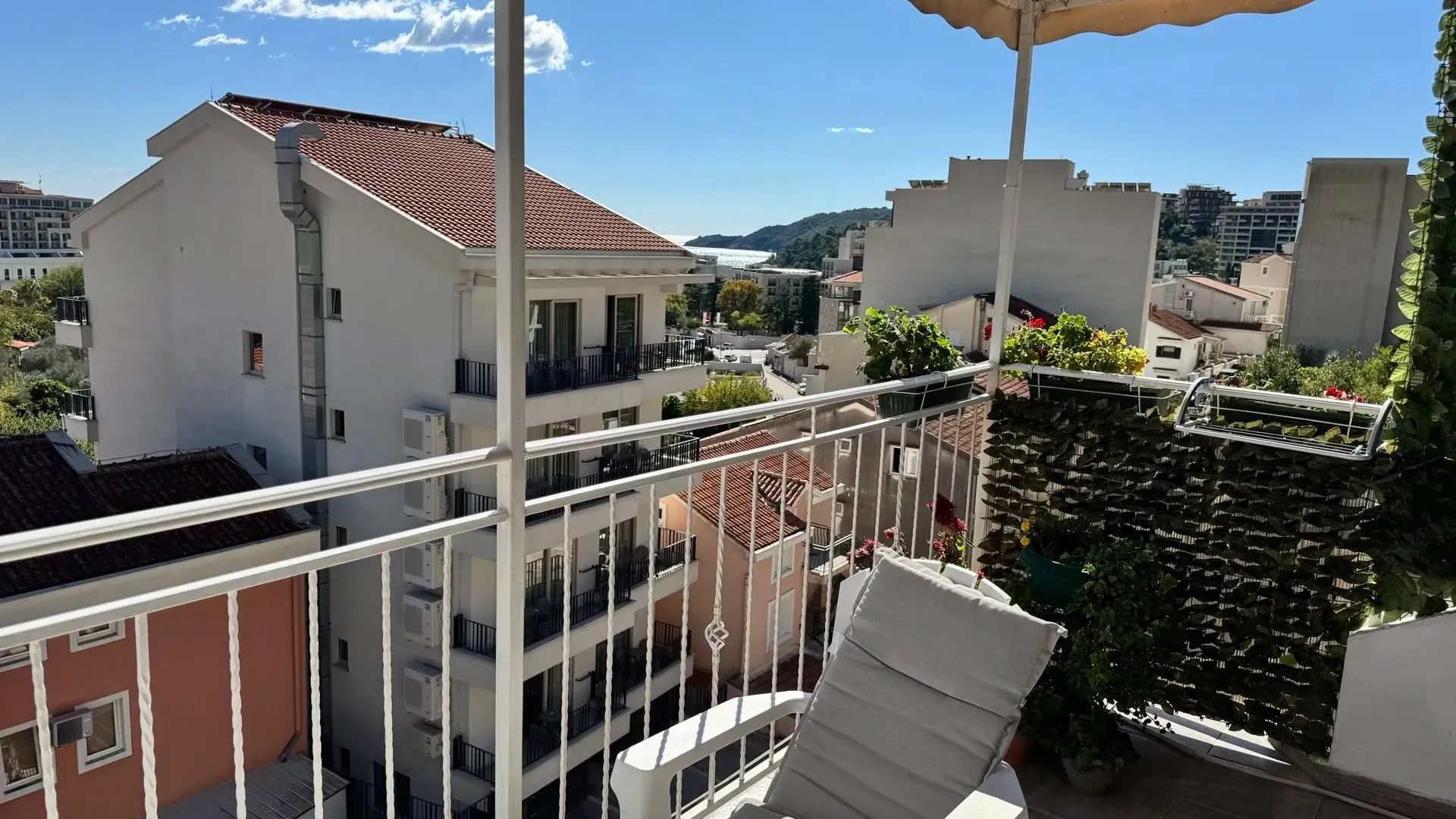 Sale, two bedroom apartment, 59m², Bečići, Budva
