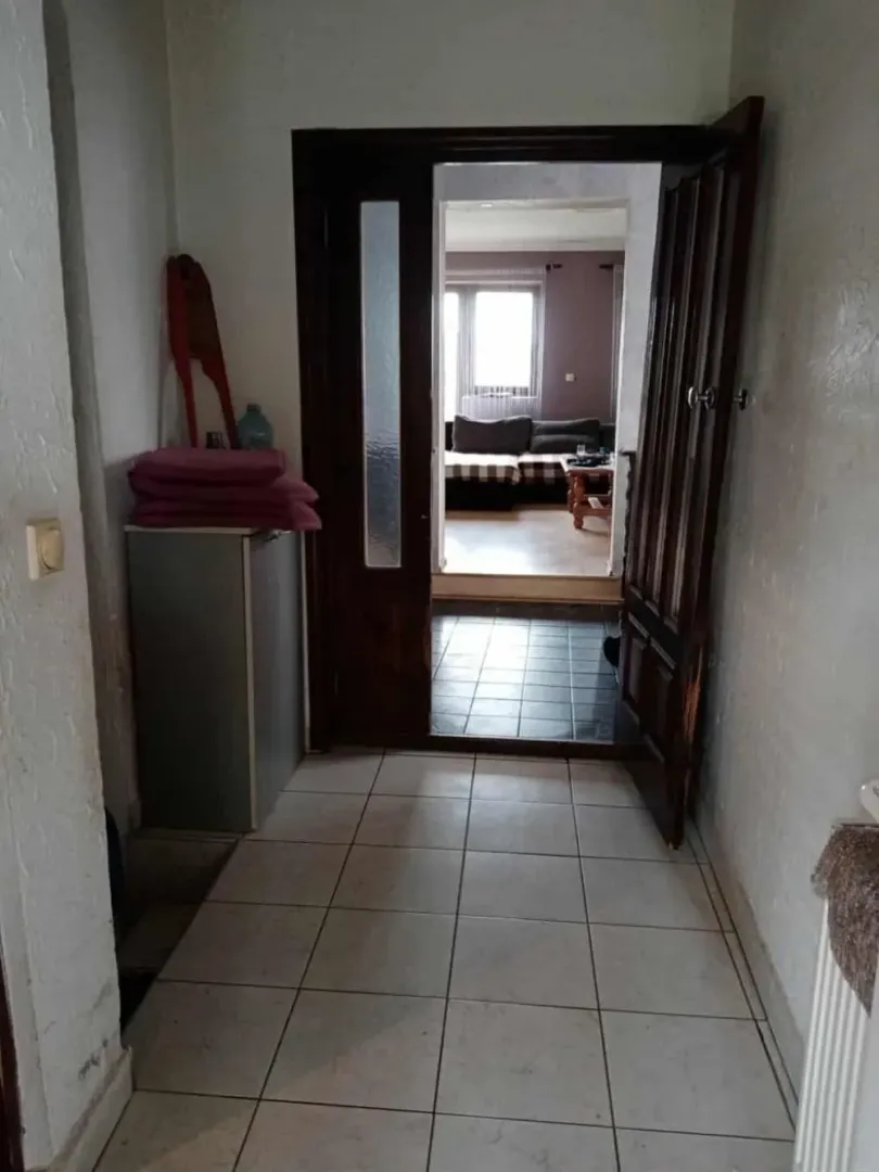Prodaja, kuća, 120m², Centar, Inđija
