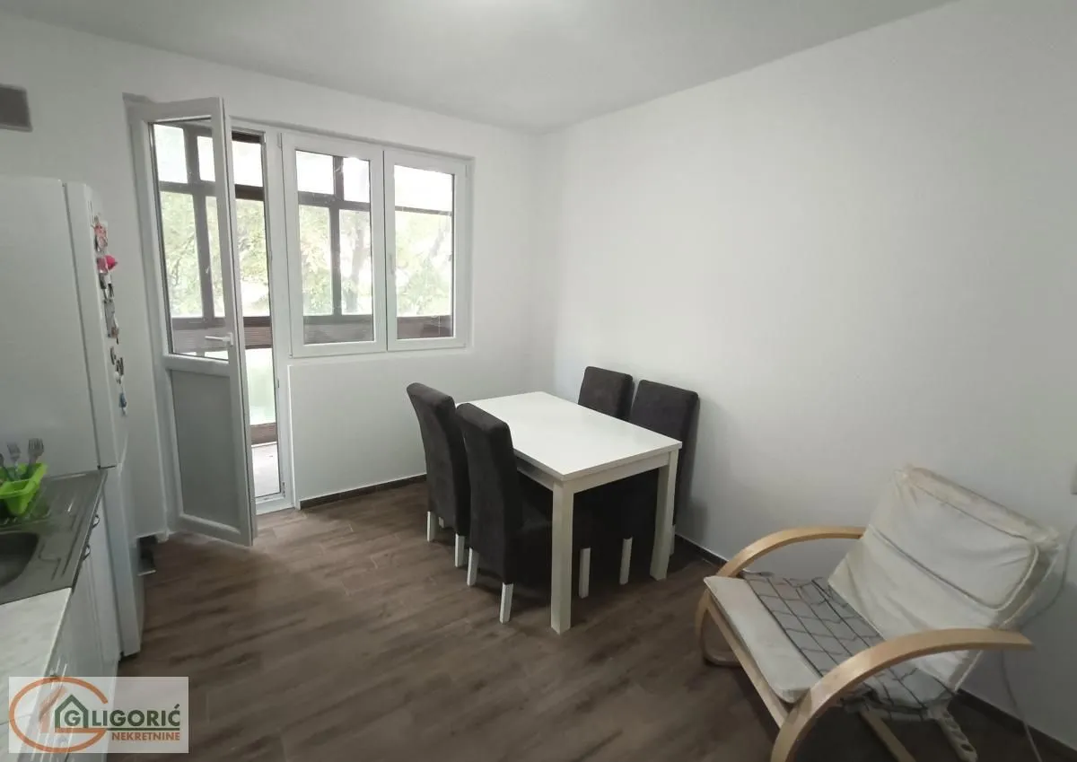 Prodaja, dvosoban stan, 52m², Karaburma, Palilula Sve Podlokacije