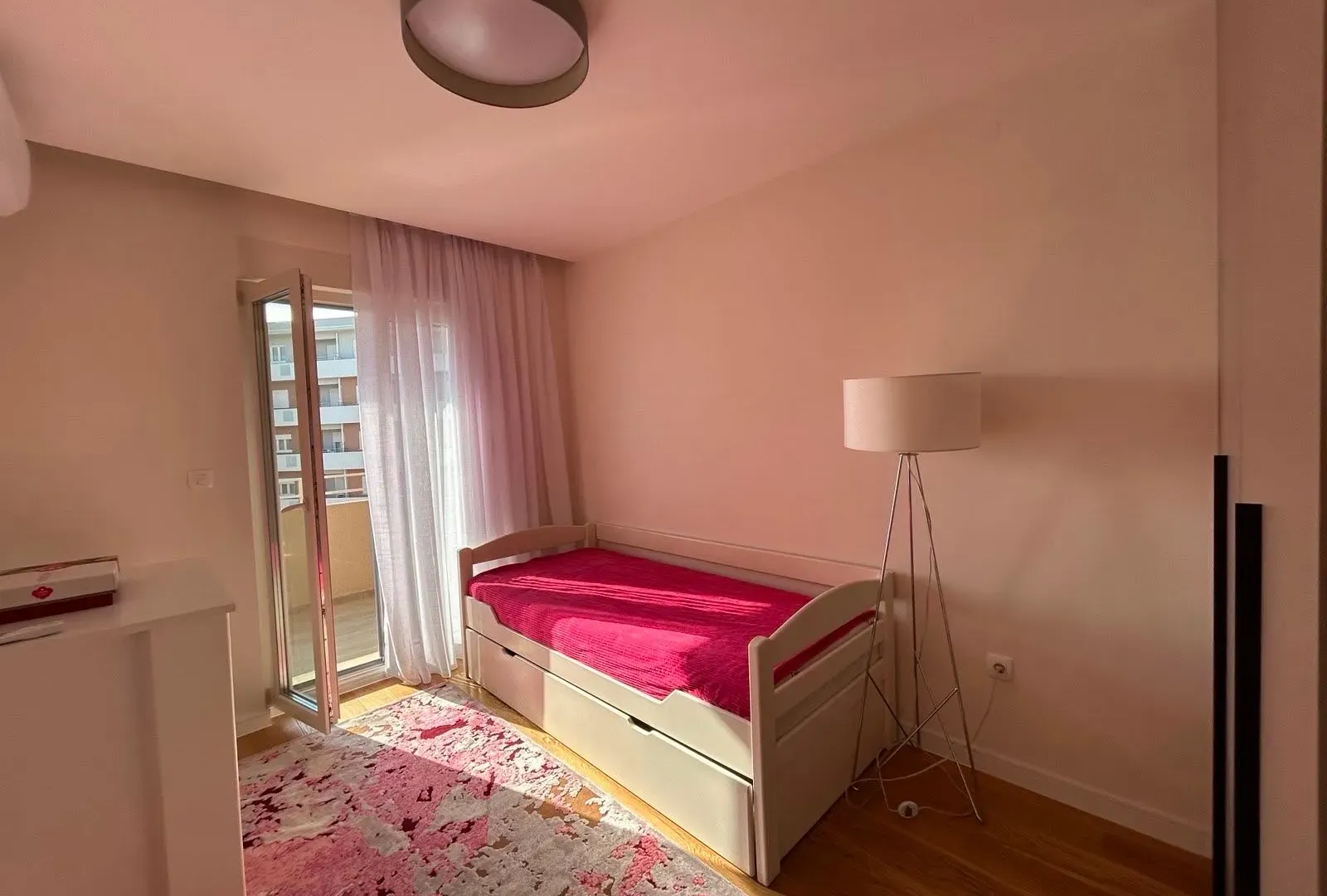 Rent, two bedroom apartment, 108m², Central Point, Podgorica