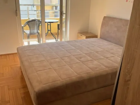 Izdavanje, jednosoban stan, 42m², Golubovina, Budva - image 9