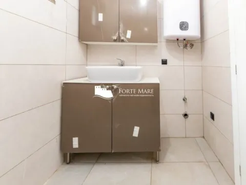 Prodaja, jednosoban stan, 40m², Kumbor, Herceg Novi - image 3