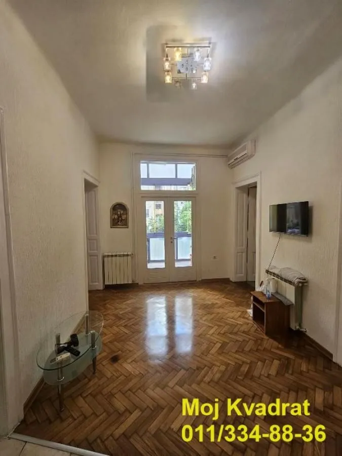 Rent, three bedroom apartment, 82m², Vračar Sve Podlokacije, Beograd