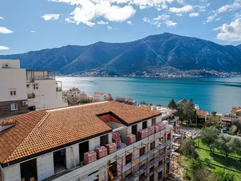Sale, one bedroom apartment, 48m², Dobrota, Kotor - image 4