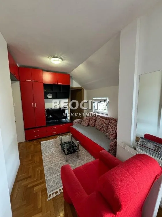Izdavanje,  stan, 32m2, Centar, Novi Sad