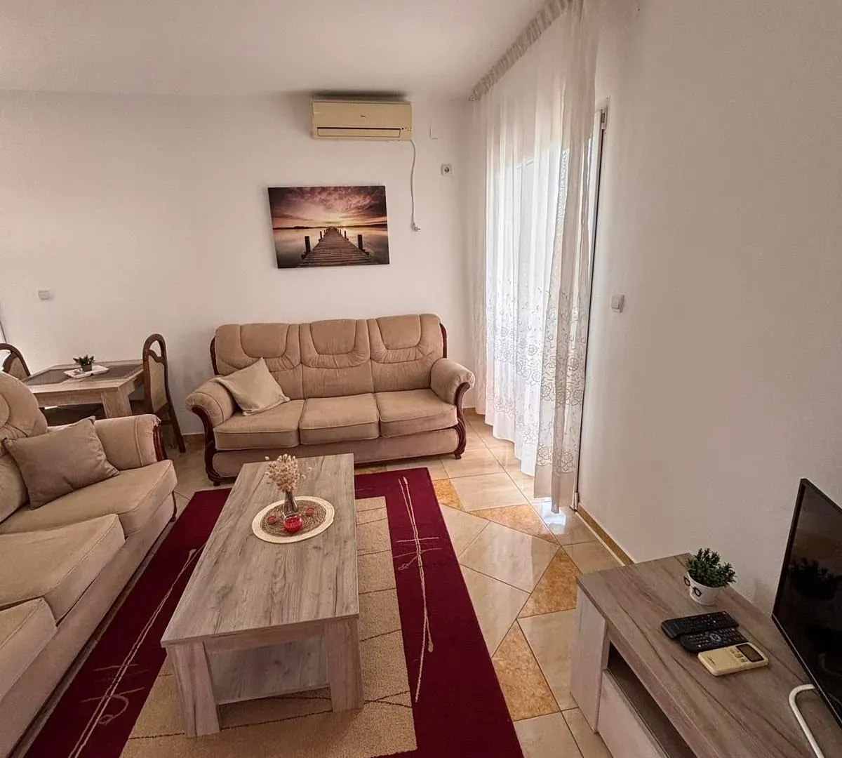 Rent, one bedroom apartment, 55m², Centar, Bar