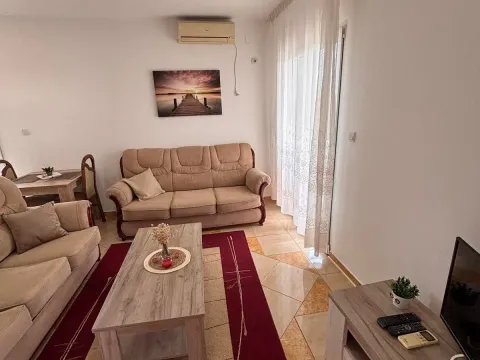 Rent, one bedroom apartment, 55m², Centar, Bar - image 6