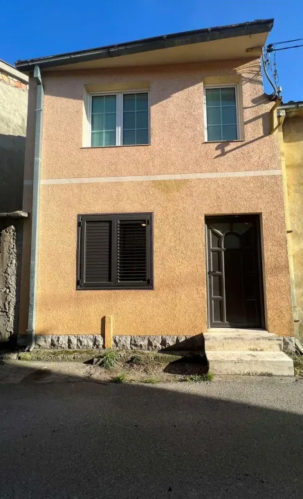 Sale, house, 100m², Stara Varoš, Podgorica