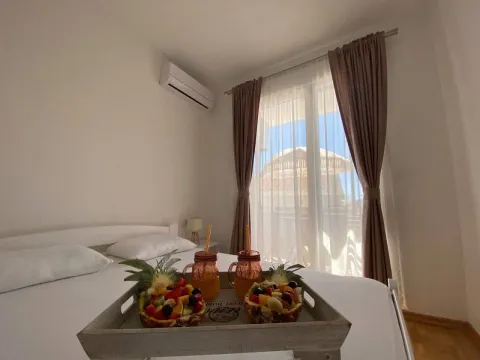 Rent, one bedroom apartment, 43m², Bečići, Budva - image 4