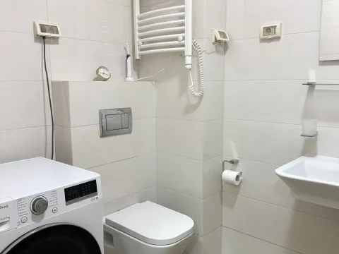 Sale, two bedroom apartment, 72m², City Kvart, Podgorica - image 11