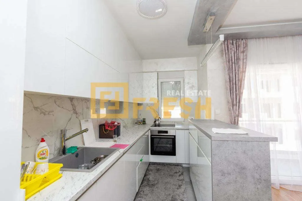 Izdavanje, dvosoban stan, 70m², Ljubović, Podgorica