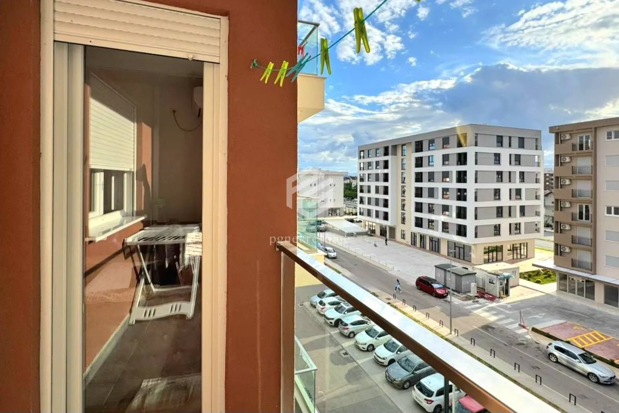 Rent, one bedroom apartment, 42m², Stari Aerodrom, Podgorica