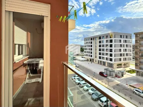 Izdavanje, jednosoban stan, 42m², Stari Aerodrom, Podgorica - image 13
