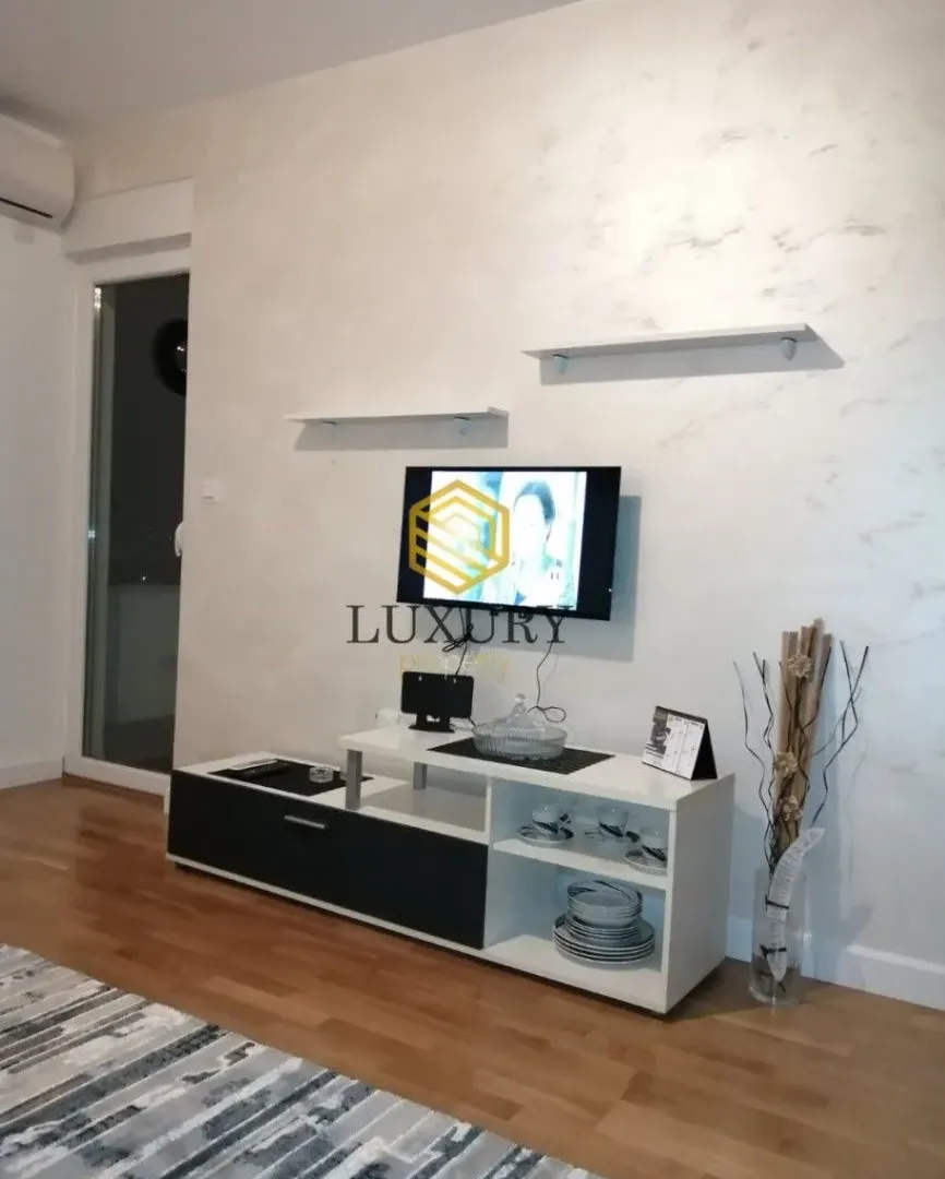Prodaja, stan, 50m², Stari Aerodrom, Podgorica
