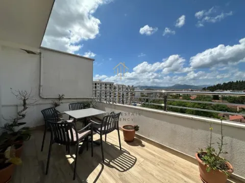 Sale, three bedroom apartment, 195m², Pobrežje, Podgorica - image 13