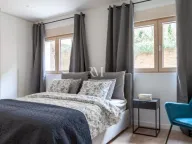 Rent, one bedroom apartment, 73m², Kotor, Crna Gora - image 11