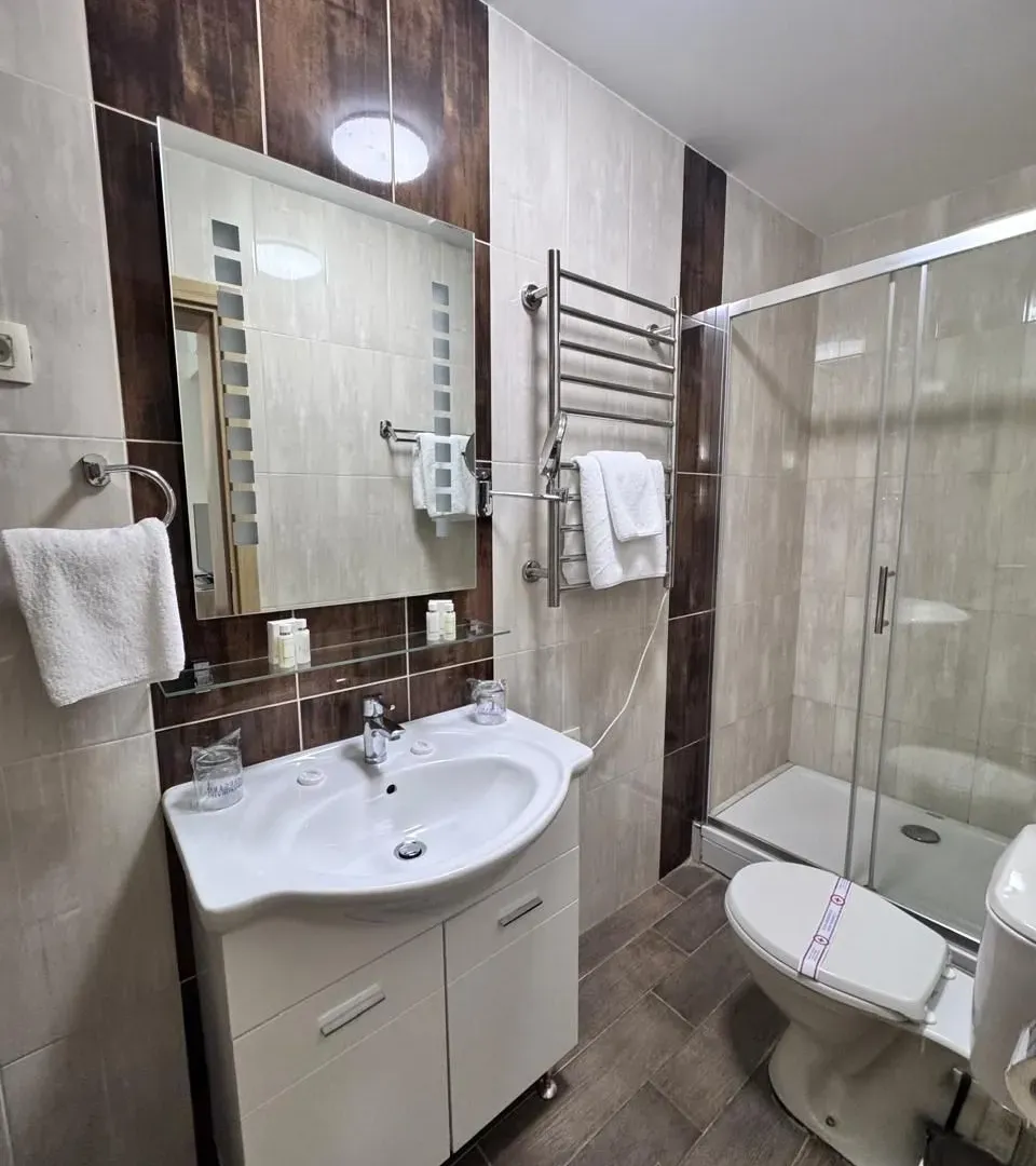 Prodaja, garsonjera, 30m², Bečići, Budva