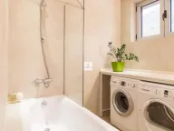 Prodaja, dvosoban stan, 119m², Kotor, Crna Gora - image 9