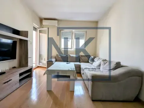 Izdavanje, jednosoban stan, 46m², City Kvart, Podgorica - image 2