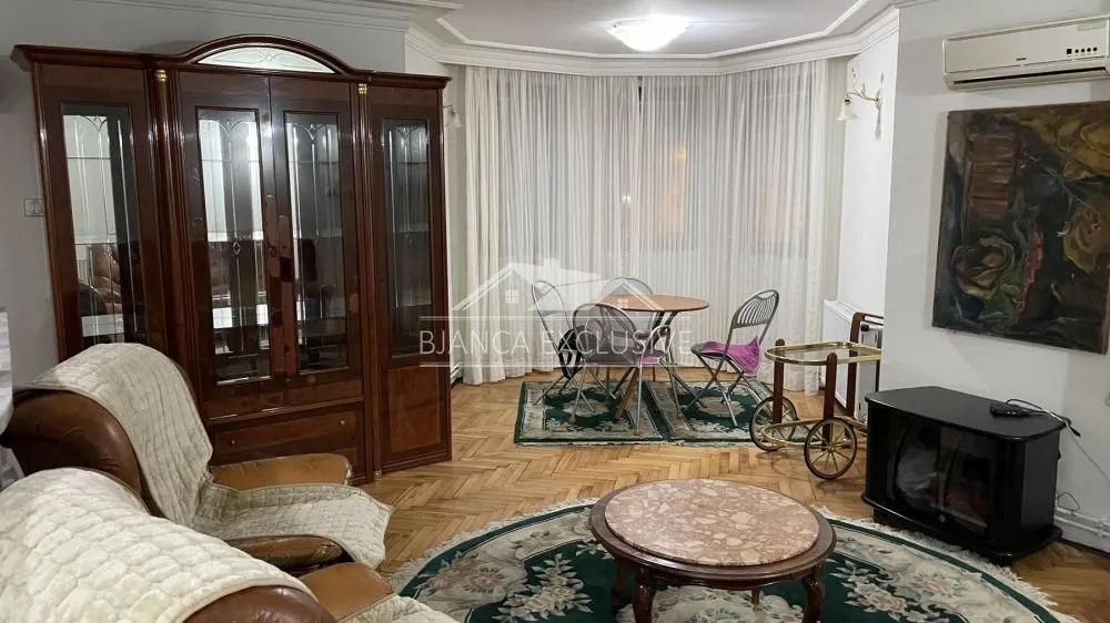 Prodaja, trosoban stan, 83m², Čukarica, Beograd
