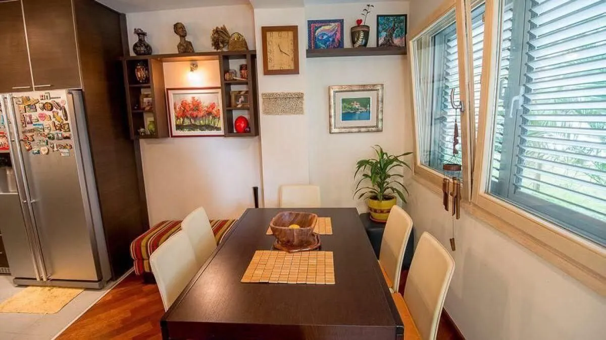 Prodaja, trosoban stan, 70m², Centar, Tivat