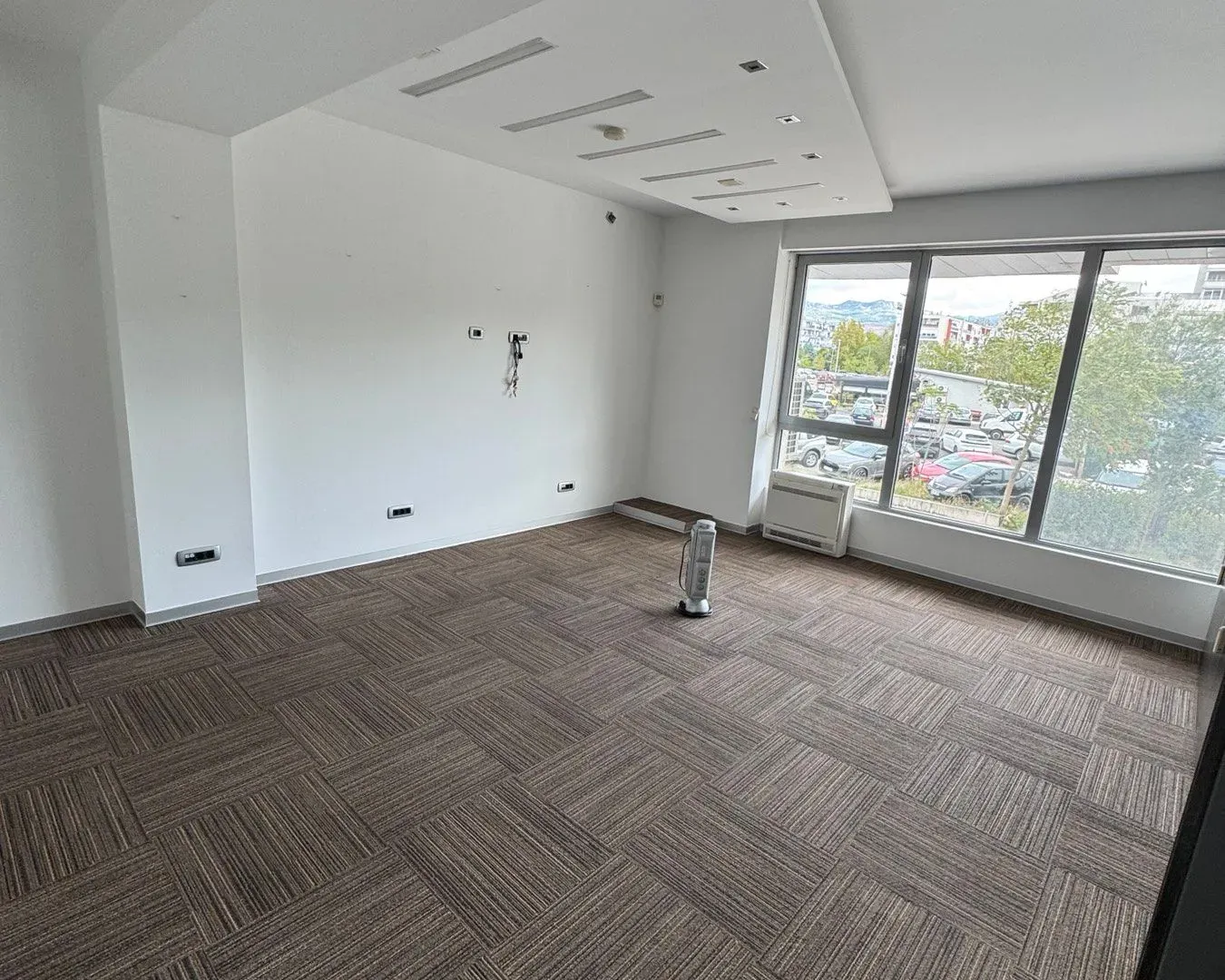 Izdavanje, poslovni prostor, 80m², Preko Morače, Podgorica