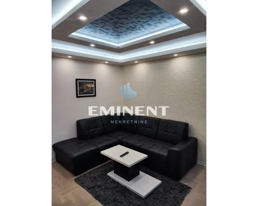 Rent, two bedroom apartment, 42m², Crveni Krst, Beograd