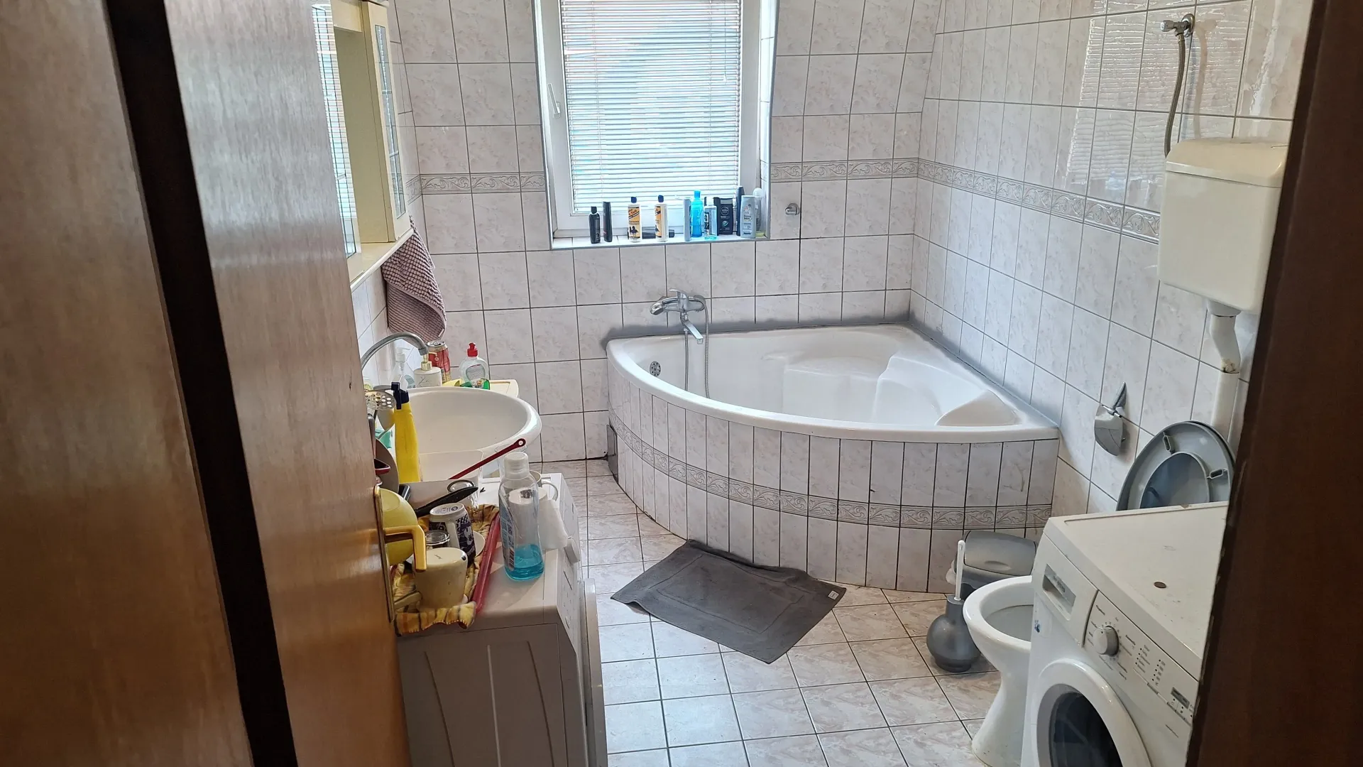 Izdavanje, jednosoban stan, 26m², Adice, Novi Sad Sve Podlokacije