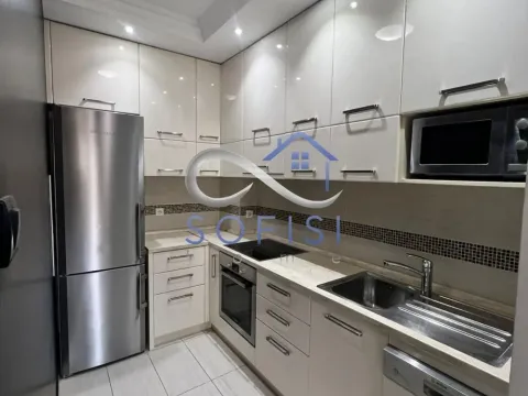 Izdavanje, trosoban stan, 64m², Centar, Novi Sad - image 10