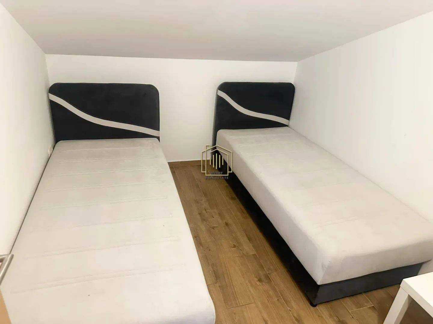 Izdavanje, dvosoban stan, 50m², Zlatica, Podgorica