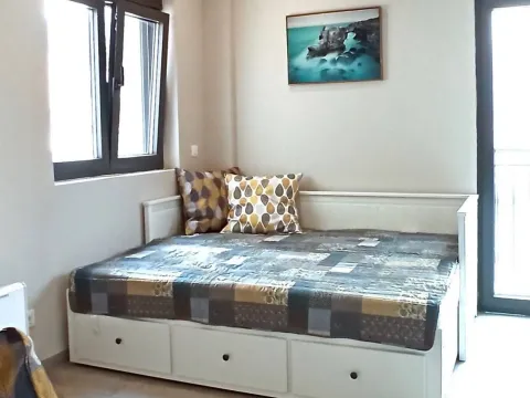 Prodaja, garsonjera, 25m², Centar, Tivat - image 1