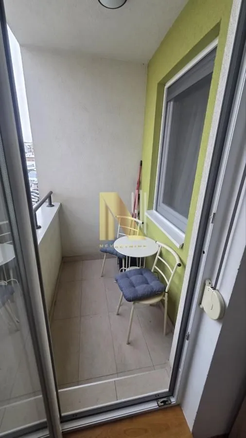 Izdavanje, jednosoban stan, 33m², Rotkvarija, Novi Sad Sve Podlokacije