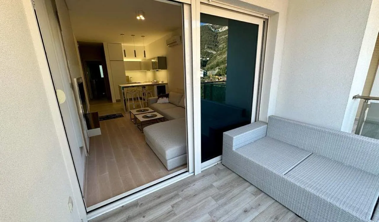 Sale, two bedroom apartment, 58m², Bečići, Budva