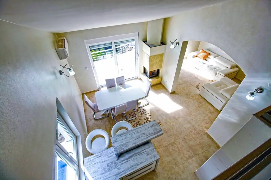 Sale, two bedroom apartment, 112m², Topla, Herceg Novi
